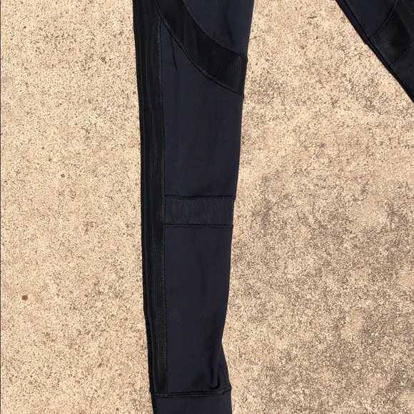 Calia by Carrie Underwood leggings - Picture 3 of 6